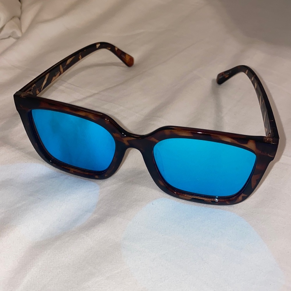 Quay blue tint sunglasses